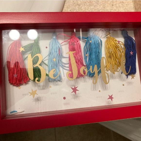 Be joyful Red Shelf Sitter Tassel Detail Frame - Picture 3 of 5